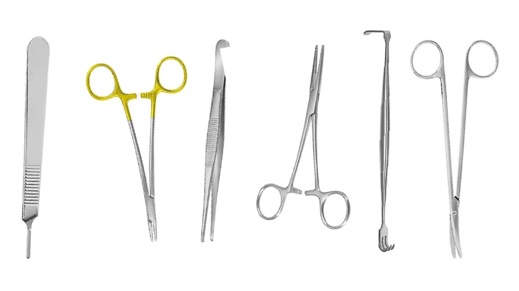 Instrumentos de cirugía abierta en fila: mango de bisturí, porta agujas, pinza de disección, pinza hemostática, separador y tijera quirúrgica